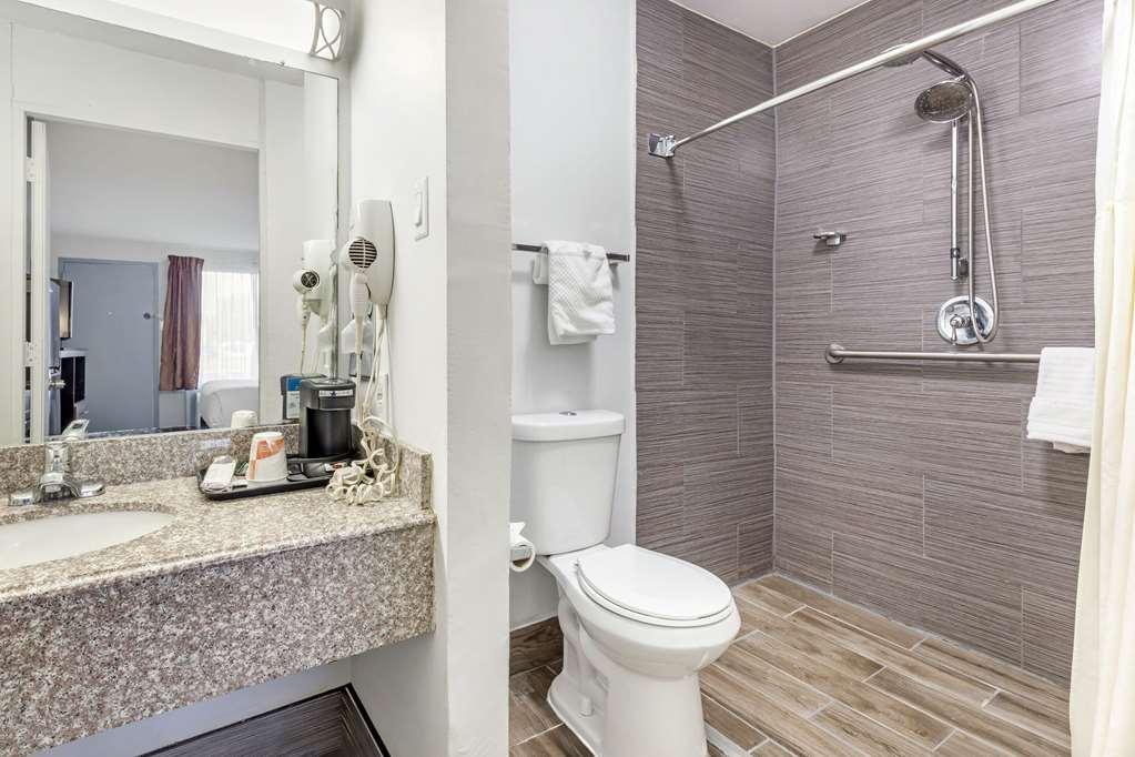 Suburban Studios ゲインズビル 部屋 写真