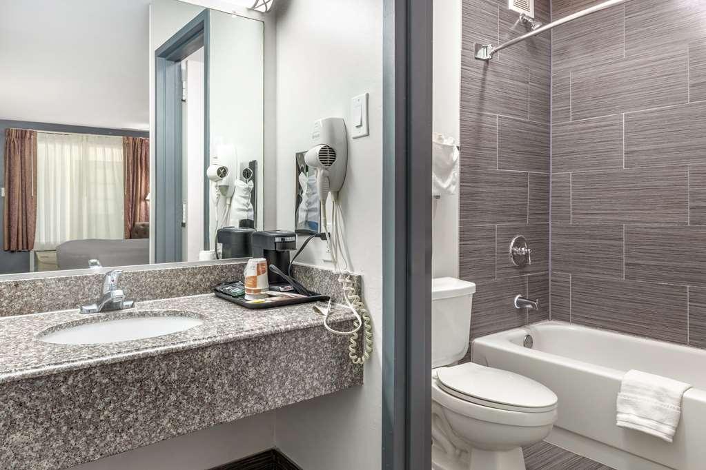Suburban Studios ゲインズビル 部屋 写真